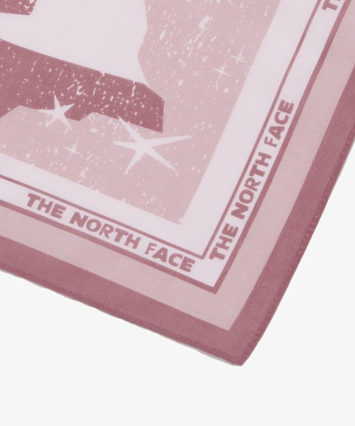 THE NORTH FACE(ザノースフェイス)の「THE NORTH FACE(ザ・ノースフェイス)/コットン プリント バンダナ スカーフ/BANDANA_PINE CONE(バンダナ/スカーフ・レディース・ネイビー/ピンク・FREE)」の20枚目の写真