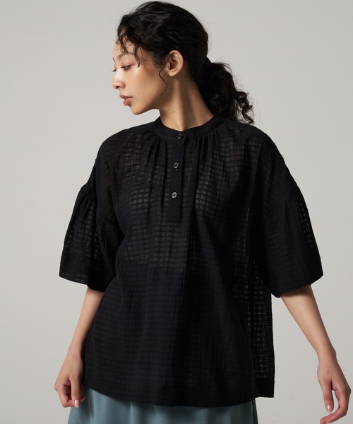 Eddie Bauer（エディーバウアー）の「プレイド シアーブラウス（シャツ/ブラウス・レディース・ライトベージュ/サックスブルー/ブラック・XL/L/M/S）」の3枚目の写真