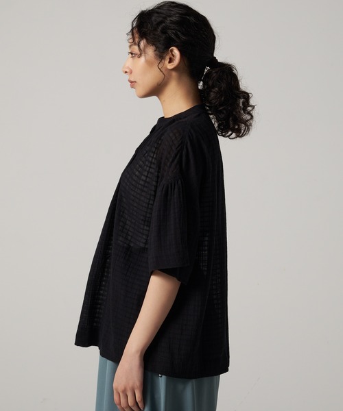 Eddie Bauer（エディーバウアー）の「プレイド シアーブラウス（シャツ/ブラウス・レディース・ライトベージュ/サックスブルー/ブラック・XL/L/M/S）」の11枚目の写真