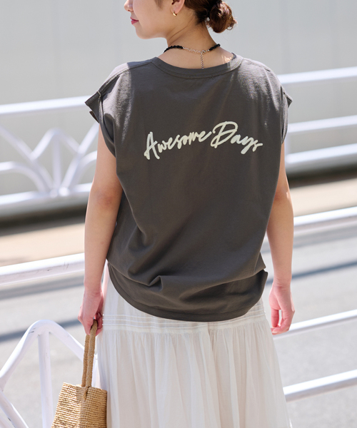 JOURNAL STANDARD relume(ジャーナルスタンダード レリューム)の「《追加》刺繍ロゴフレンチTEE(Tシャツ/カットソー・レディース・ホワイト系その他/ブラック系その他/ホワイト×ホワイト・FREE)」の19枚目の写真