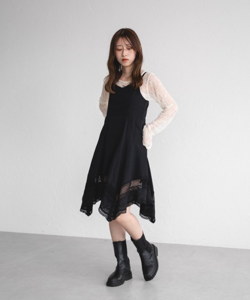 raffime（ラフィミー）の「コットンレースイレヘムキャミソールワンピース（ワンピース・レディース・オフホワイト/ブラック・フリー）」の21枚目の写真