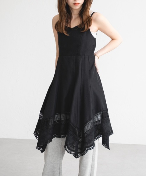 raffime（ラフィミー）の「コットンレースイレヘムキャミソールワンピース（ワンピース・レディース・オフホワイト/ブラック・フリー）」の14枚目の写真