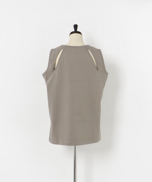 LAATO（ラート）の「slit no sleeve tee（タンクトップ・レディース・ナチュラル/ホワイト・FREE）」の17枚目の写真