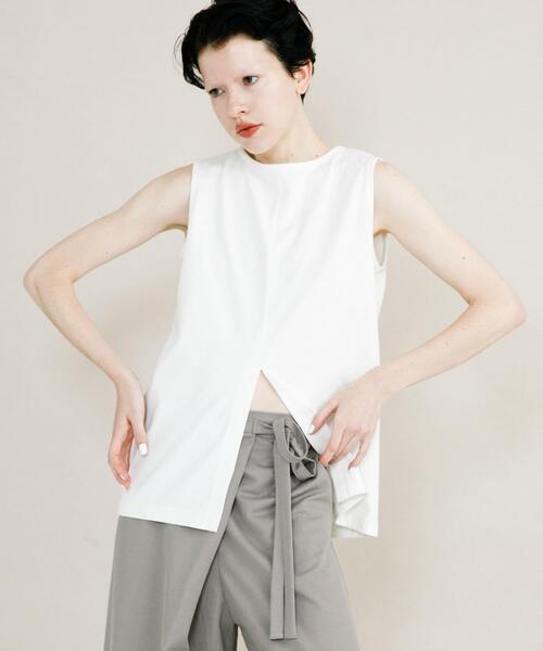 LAATO（ラート）の「slit no sleeve tee（タンクトップ・レディース・ナチュラル/ホワイト・FREE）」の16枚目の写真