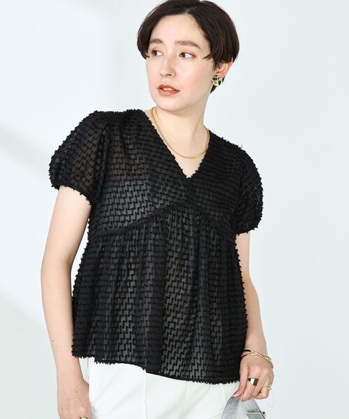 NOLLEY’S(ノーリーズ)の「カットジャガードペプラムブラウス(シャツ/ブラウス・レディース・ブラック/ネイビー/オフホワイト・38)」の18枚目の写真