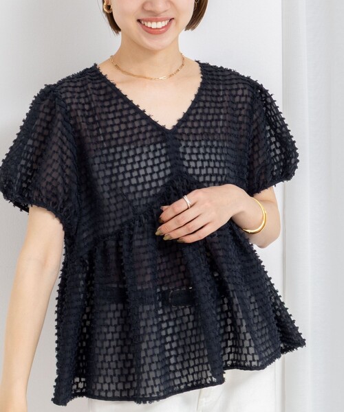 NOLLEY’S(ノーリーズ)の「カットジャガードペプラムブラウス(シャツ/ブラウス・レディース・ブラック/ネイビー/オフホワイト・38)」の22枚目の写真