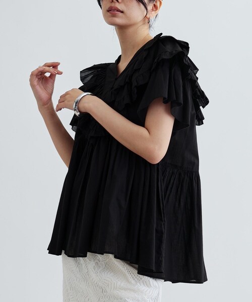 GALLEST（ギャレスト）の「フリルレイヤードコットンブラウス（シャツ/ブラウス・レディース・オレンジ/ブラック・38）」の2枚目の写真