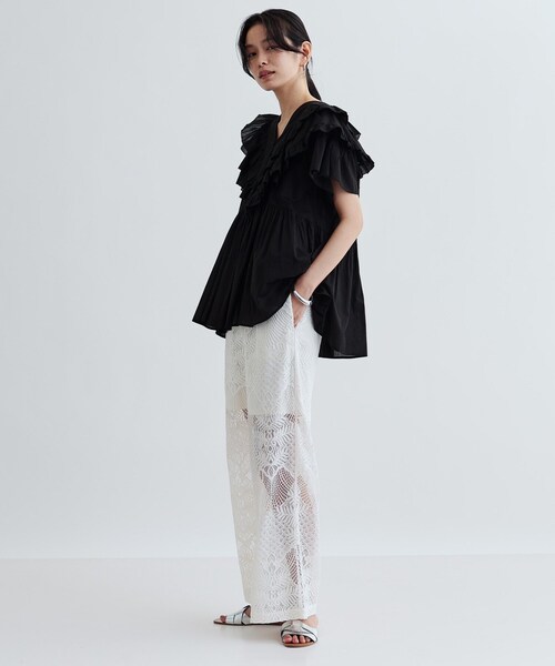 GALLEST（ギャレスト）の「フリルレイヤードコットンブラウス（シャツ/ブラウス・レディース・オレンジ/ブラック・38）」の9枚目の写真