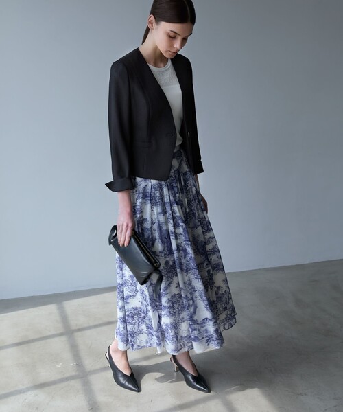 EPOCA（エポカ）の「スラブストレッチ ノーカラージャケット（ノーカラージャケット・レディース・ネイビー/ベージュ/パープル系その他4・38/40）」の6枚目の写真