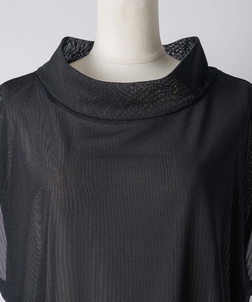 J1U by LA BELLE ETUDE(ジユウバイラベルエチュード)の「ワイドハイネックダブルチュールTOPS(Tシャツ/カットソー・レディース・ホワイト/ブラウン/ブラック/ライトブルー・FREE)」の14枚目の写真