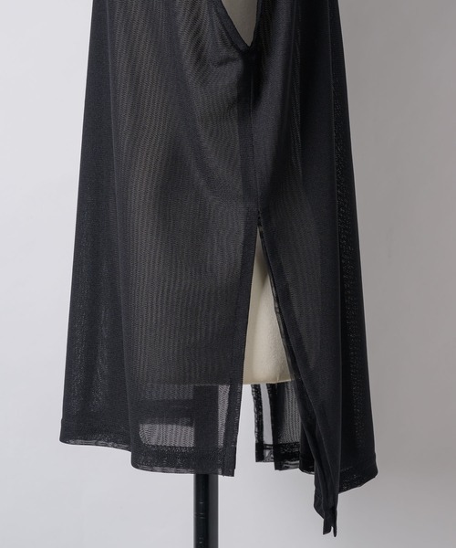 J1U by LA BELLE ETUDE(ジユウバイラベルエチュード)の「ワイドハイネックダブルチュールTOPS(Tシャツ/カットソー・レディース・ホワイト/ブラウン/ブラック/ライトブルー・FREE)」の18枚目の写真