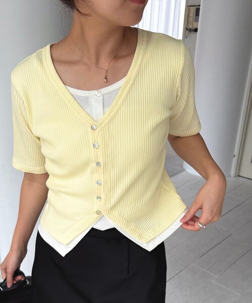 CAPRICIEUX LE'MAGE（カプリシューレマージュ）の「カーディガン風バイカラーレイヤードプルオーバー（Tシャツ/カットソー・レディース・ブラック/グレー/イエロー・FREE）」の13枚目の写真