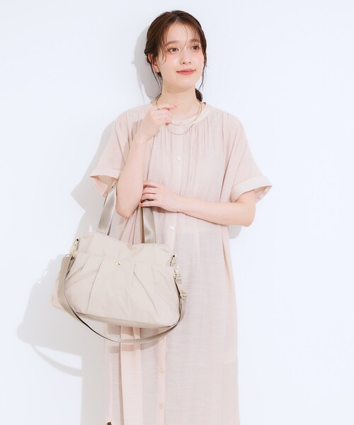 SHOO・LA・RUE(シューラルー)の「【撥水】ポケットタック2WAYトートバッグ(トートバッグ・レディース・ブラック/ベージュ/イエロー・00)」の7枚目の写真