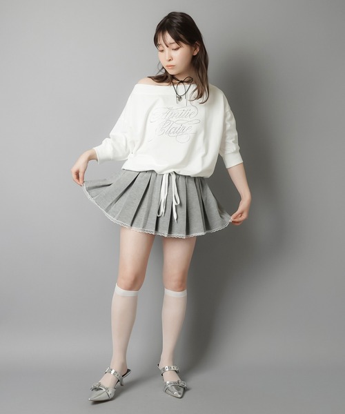 SPINNS(スピンズ)の「スウェット生地プリーツミニスカート/裾レース/インナーパンツ付き(スカート・レディース・ブラック/グレー/ホワイト・ONESIZE)」の13枚目の写真