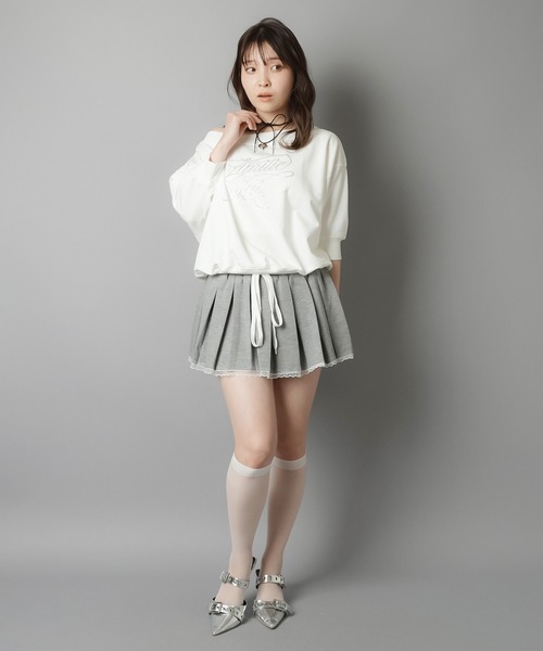 SPINNS(スピンズ)の「スウェット生地プリーツミニスカート/裾レース/インナーパンツ付き(スカート・レディース・ブラック/グレー/ホワイト・ONESIZE)」の10枚目の写真