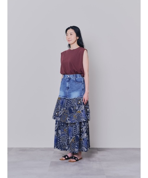 DOLLUPOOPS（ドールアップウップス）の「【ZOZO限定商品】デニム×柄ティアードスカート（デニムスカート・レディース・ネイビー/アイボリー・38）」の5枚目の写真