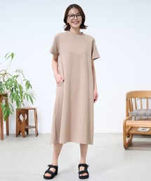 Arnold Palmer | シルキーポンチ 衿ロゴ カットワンピース(ワンピース)