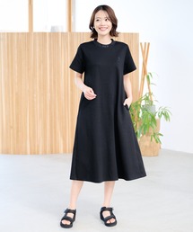 Arnold Palmer | シルキーポンチ 衿ロゴ カットワンピース(ワンピース)