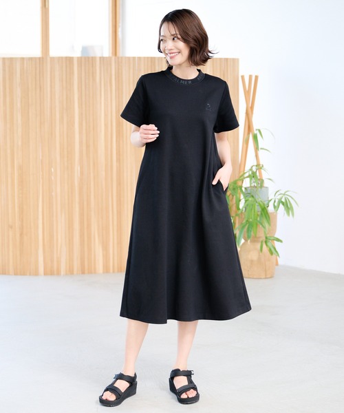 Arnold Palmer（アーノルドパーマー）の「シルキーポンチ 衿ロゴ カットワンピース（ワンピース・レディース・ベージュ/ネイビー/ブラック・S/M/L）」の6枚目の写真