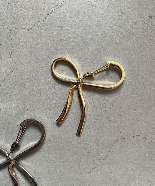 リボンカラビナ 574551（キーホルダー）｜Me%（ミィパーセント）の