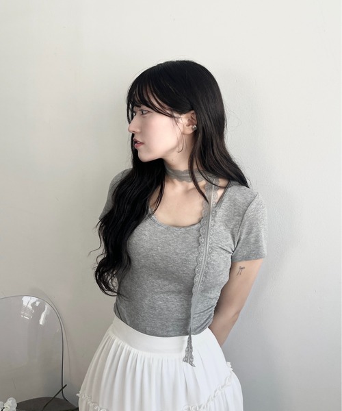 mellowneon(メロウネオン)の「タイ付きレースドッキングTシャツ(Tシャツ/カットソー・レディース・アイボリー/ブラック/グレー・FREE)」の14枚目の写真