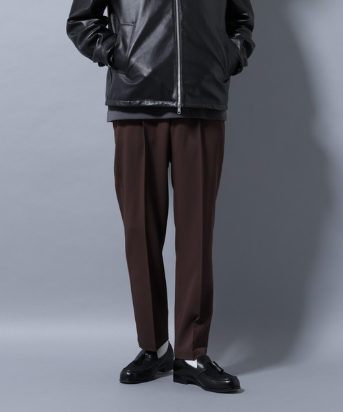 NANO universe（ナノユニバース）の「ALWAYS EASY ワンタックスラックス（スラックス・メンズ・ブラック/ライトベージュ/ダークブラウン/チャコール・L/M/S/XL）」の3枚目の写真