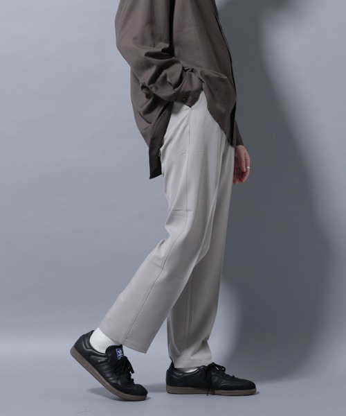 NANO universe（ナノユニバース）の「ALWAYS EASY ワンタックスラックス（スラックス・メンズ・ブラック/ライトベージュ/ダークブラウン/チャコール・L/M/S/XL）」の4枚目の写真