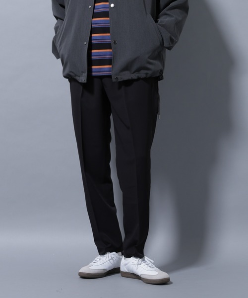 NANO universe（ナノユニバース）の「ALWAYS EASY ワンタックスラックス（スラックス・メンズ・ブラック/ライトベージュ/ダークブラウン/チャコール・L/M/S/XL）」の2枚目の写真