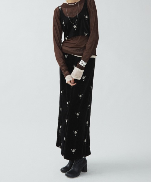 Aunt Marie's（アントマリーズ）の「フラワー刺繍ベロアナロースカート（スカート・レディース・チャコールグレー/ブラック・FREE/MT）」の20枚目の写真