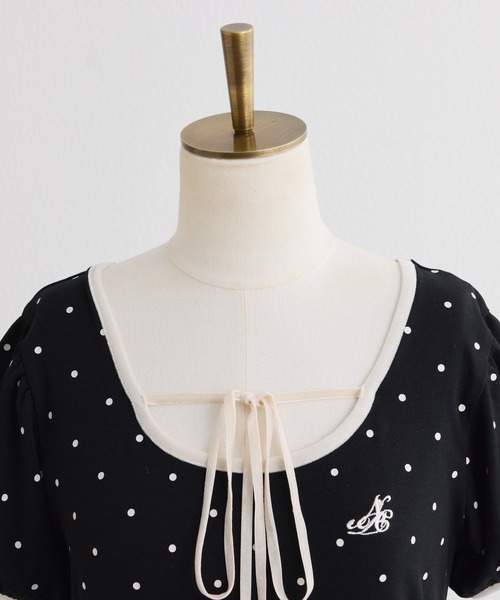one after another NICE CLAUP(ワンアフターアナザーナイスクラップ)の「ホルターネックドットトップス(Tシャツ/カットソー・レディース・チャコールグレー/アイボリー/サックスブルー/ブラック・FREE)」の8枚目の写真