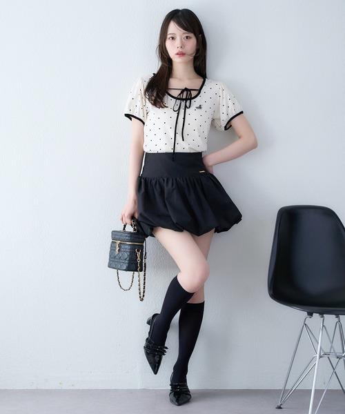 one after another NICE CLAUP(ワンアフターアナザーナイスクラップ)の「ホルターネックドットトップス(Tシャツ/カットソー・レディース・チャコールグレー/アイボリー/サックスブルー/ブラック・FREE)」の21枚目の写真