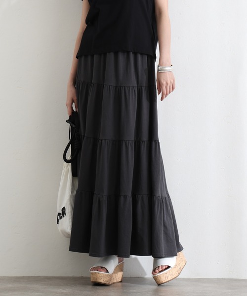 ElegChic（エレグシック）の「3段 ティアード マキシ スカート （スカート・レディース・チャコールグレー/ブラック/ベージュ・4L/XL/M）」の2枚目の写真