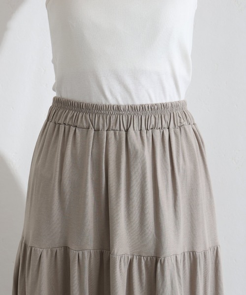 ElegChic（エレグシック）の「3段 ティアード マキシ スカート （スカート・レディース・チャコールグレー/ブラック/ベージュ・4L/XL/M）」の16枚目の写真