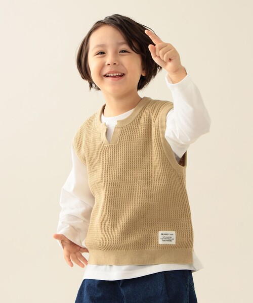 BEAMS mini(ビームスミニ)の「ニットベスト&ロングスリーブ Tシャツ セット 2025FW(90~150cm)(Tシャツ/カットソー・キッズ・グリーン系その他5/ベージュ・90/100/110/120/130/140/150)」の2枚目の写真
