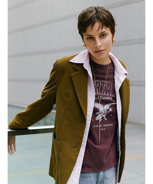 Mila Owen(ミラオーウェン)の「メタルボリュームカーブイヤリング(イヤリング・レディース・ゴールド/シルバー・F)」の3枚目の写真