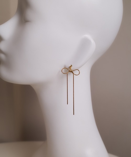 CERCA(チェルカ)の「saran jewelry/ミディアム リボンチェーン ピアス(ピアス(両耳用)・レディース・シルバー/ゴールド・FREE)」の7枚目の写真