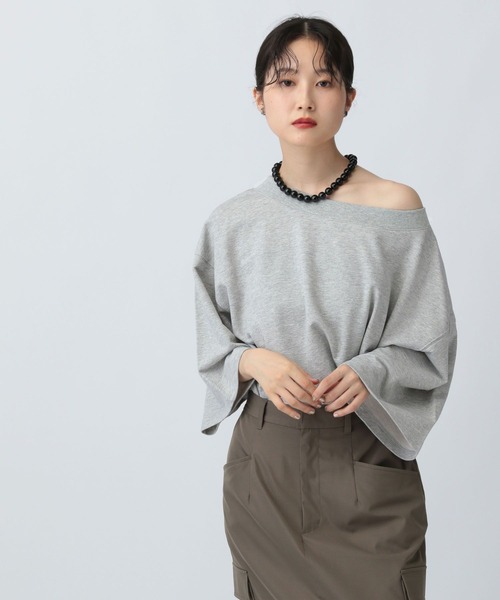 LEPSIM(レプシィム)の「オフショル6分袖スウェット 582462(スウェット・レディース・ブラック/オフホワイト/ライトグレー・FREE)」の5枚目の写真