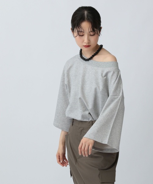 LEPSIM(レプシィム)の「オフショル6分袖スウェット 582462(スウェット・レディース・ブラック/オフホワイト/ライトグレー・FREE)」の7枚目の写真