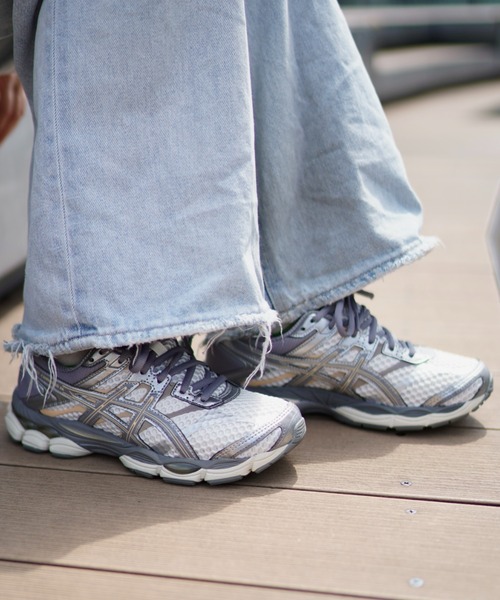 ASICS(アシックス)の「GEL-CUMULUS 16 1203A733.101(スニーカー・メンズ・グレー・25.0cm/24.5cm/24.0cm/23.5cm/23.0cm/22.5cm/29.0cm/28.5cm/28.0cm/27.5cm/27.0cm/26.5cm/26.0cm/25.5cm)」の5枚目の写真
