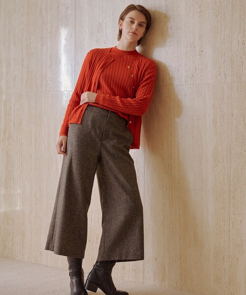 J.PRESS(ジェイプレス)の「KNIT BASIC クルーネック カーディガン(カーディガン/ボレロ・レディース・ネイビー系/パイングリーン系/ダークブラウン系/ベージュ系/オレンジ系・T15/T13)」の7枚目の写真