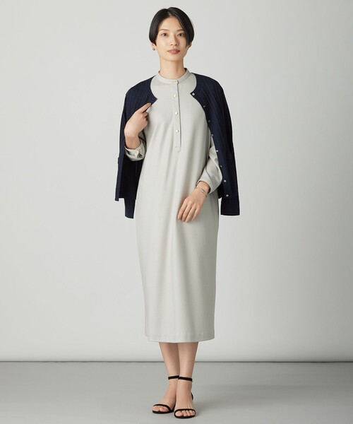 J.PRESS(ジェイプレス)の「KNIT BASIC クルーネック カーディガン(カーディガン/ボレロ・レディース・ネイビー系/パイングリーン系/ダークブラウン系/ベージュ系/オレンジ系・T15/T13)」の15枚目の写真