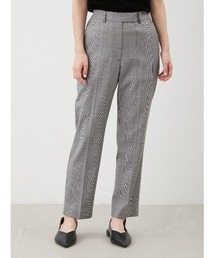 後ろゴムセンタープレステーパードパンツ