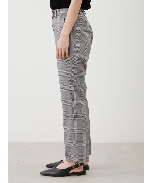 Mila Owen(ミラオーウェン)の「後ろゴムセンタープレステーパードパンツ(その他パンツ・レディース・ボルドー/チェック/ミント/アイボリー/ブラック・0/1/00/2)」の13枚目の写真