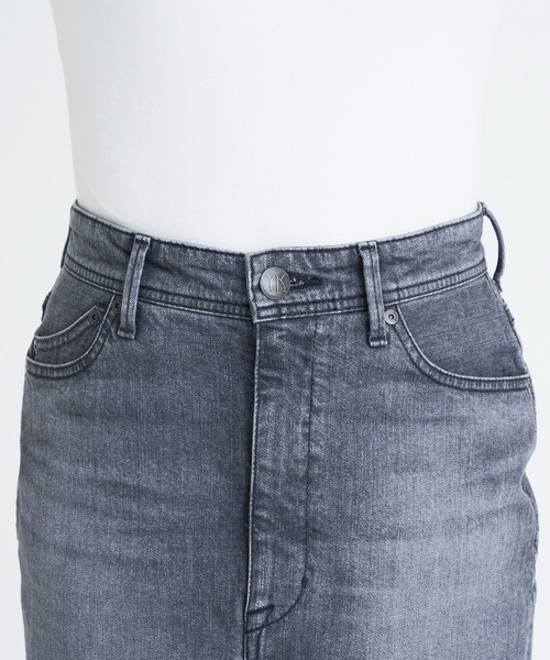 YANUK（ヤヌーク）の「スリットロングスカート（デニムスカート・レディース・グレー・M/S/XS）」の4枚目の写真