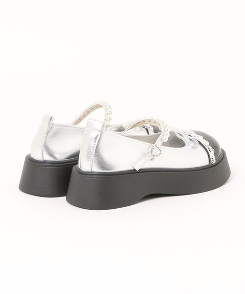 Ritzy(リッツィー)の「厚底 リボンデザイン フェイクパール付きヒールパンプス/シューズ(ローファー・レディース・ホワイト/シルバー・24/23/23.5/24.5/22.5)」の17枚目の写真