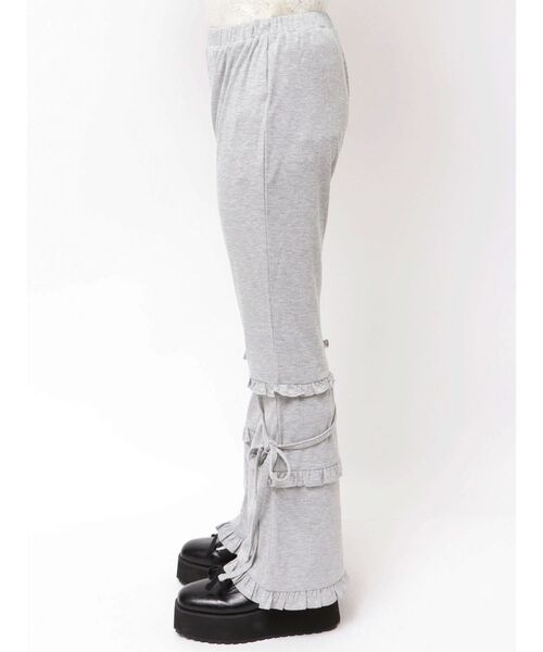 merry jenny(メリージェニー)の「フリルリブフレアパンツ(スウェットパンツ・レディース・グレー/ブラック・FREE)」の12枚目の写真