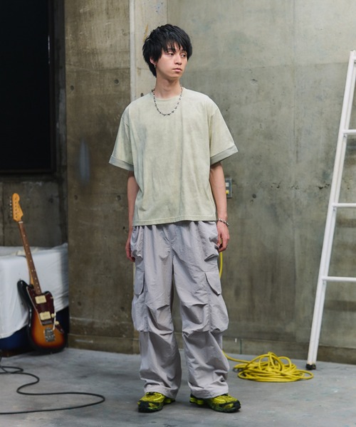 ILL'S(イルズ)の「マルチポケット ナイロンカーゴパンツ 裾ドローコード ワイドパンツ(カーゴパンツ・メンズ・グレー/チャコールグレー/ブラック・M/L)」の17枚目の写真