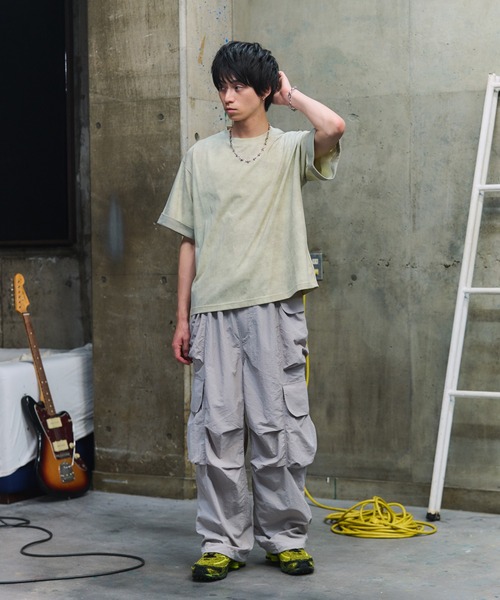 ILL'S(イルズ)の「マルチポケット ナイロンカーゴパンツ 裾ドローコード ワイドパンツ(カーゴパンツ・メンズ・グレー/チャコールグレー/ブラック・M/L)」の18枚目の写真