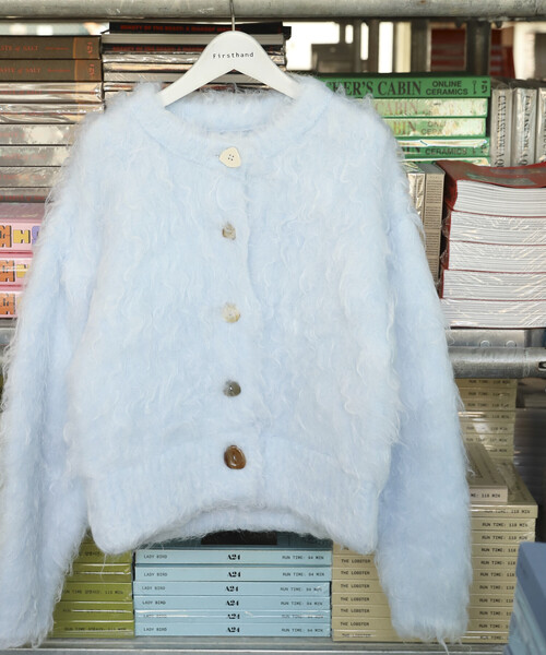 Firsthand（ファーストハンド）の「Firsthand/ファーストハンド バリエーション釦 シャギー ニットカーディガン（カーディガン/ボレロ・レディース・チャコールグレー/サックスブルー/ベージュ/ピンク・ﾌﾘ-）」の3枚目の写真