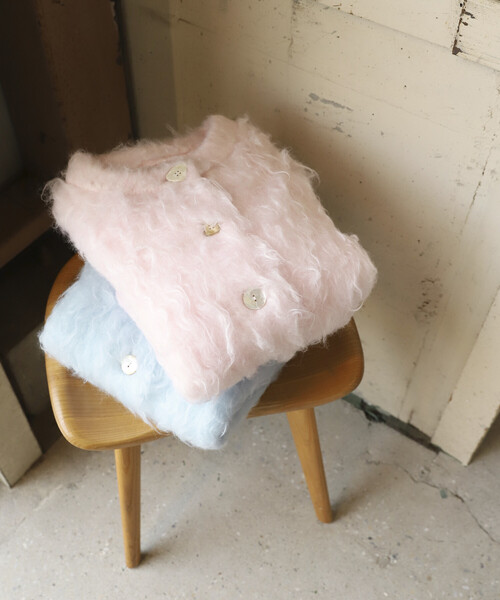 Firsthand（ファーストハンド）の「Firsthand/ファーストハンド バリエーション釦 シャギー ニットカーディガン（カーディガン/ボレロ・レディース・チャコールグレー/サックスブルー/ベージュ/ピンク・ﾌﾘ-）」の16枚目の写真